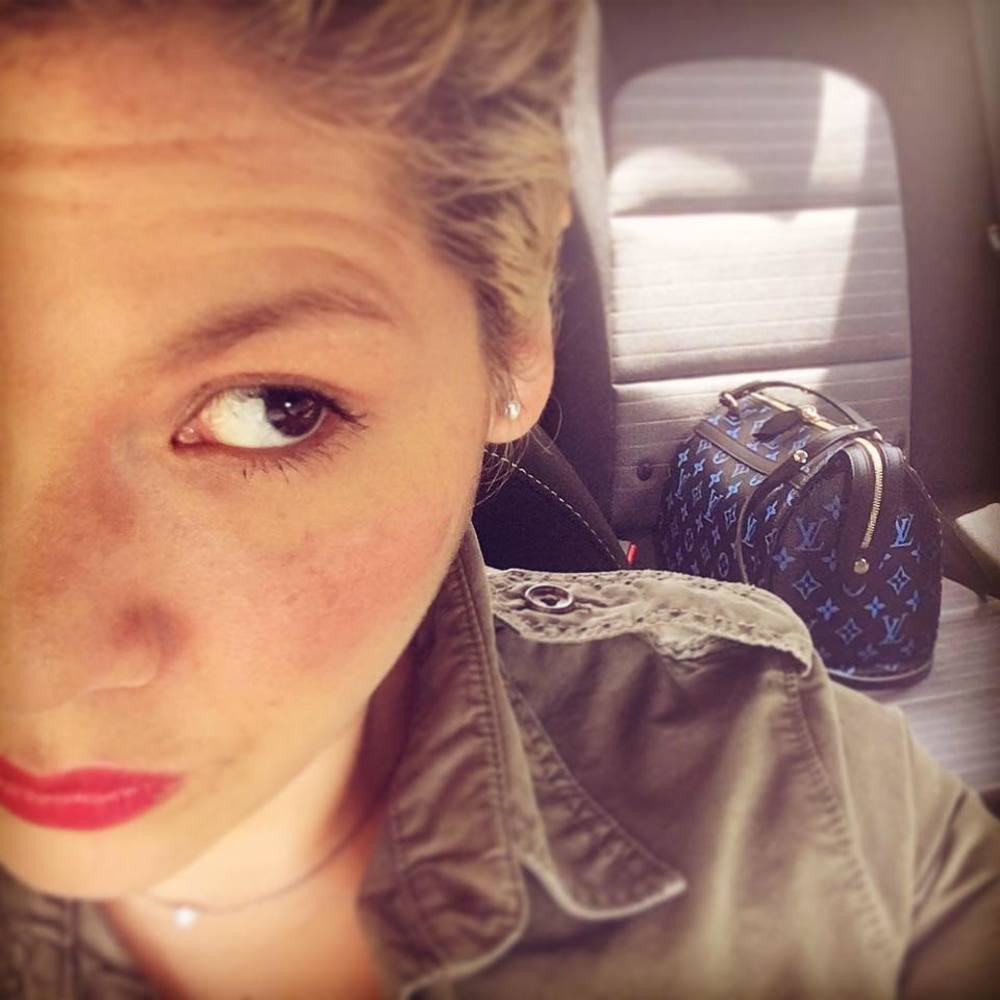 Meet your Posher, Marcela